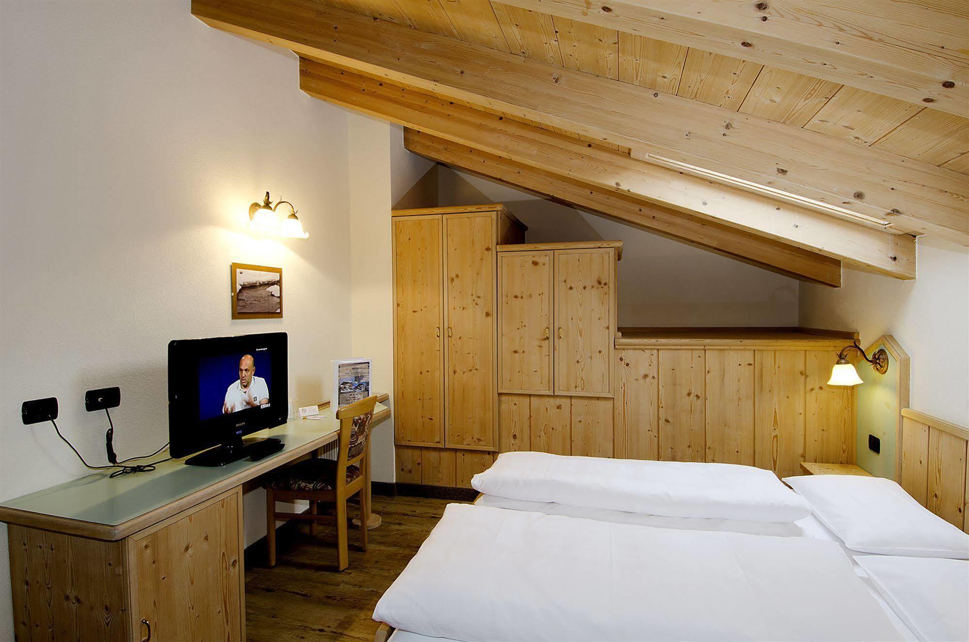 Hotel Daniela Livigno Bagian luar foto