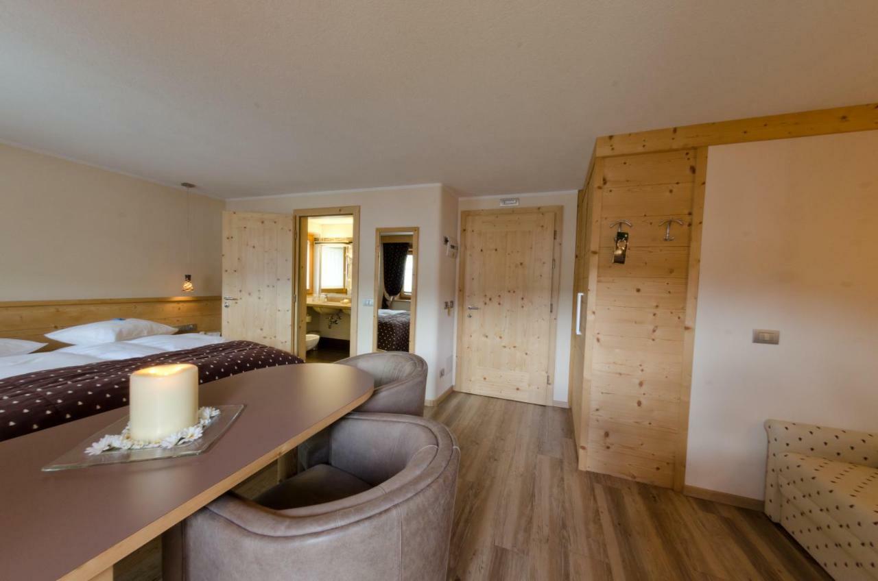 Hotel Daniela Livigno Bagian luar foto